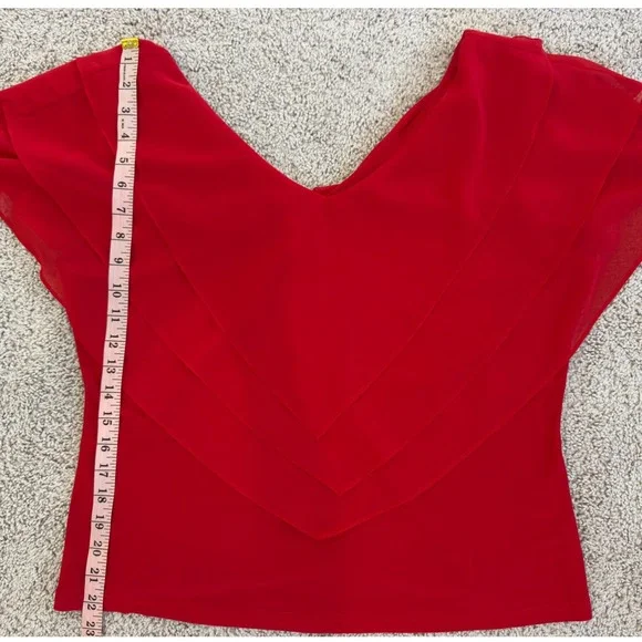 Via Ritina Red Tiered Ruffle Blouse V-Neck Short Flutter Sleeve Top Large - Picture 6 of 9